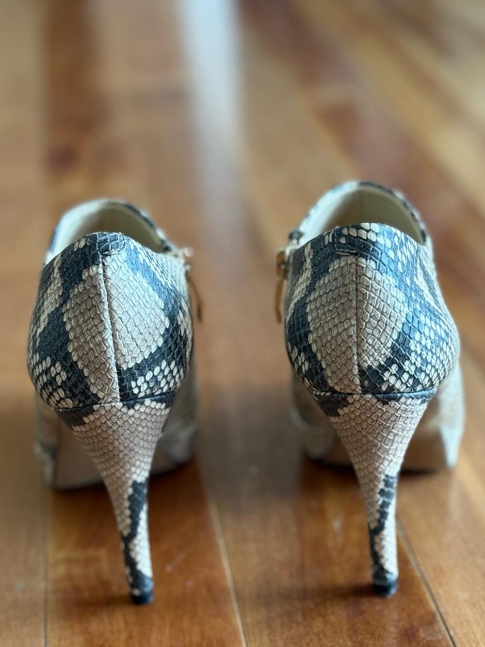 Vince Camuto Elvin Snakeskin Heeled Ankle Boots - Picture 3 of 6